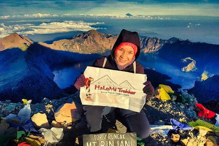 Mt Rinjani Trekking 2 Days 1 Night Summit