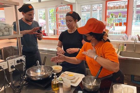 Thai Cookery Class and Market Tour in Phuket