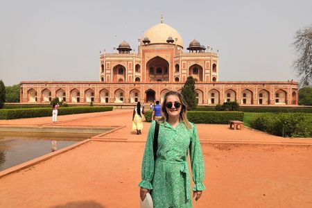 2 Days Delhi and Taj Mahal Overnight Tour from Delhi by Car