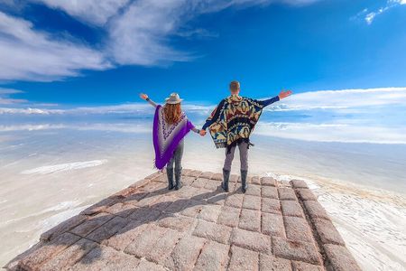 Uyuni Salt Flats 3 Day Tour from La Paz city
