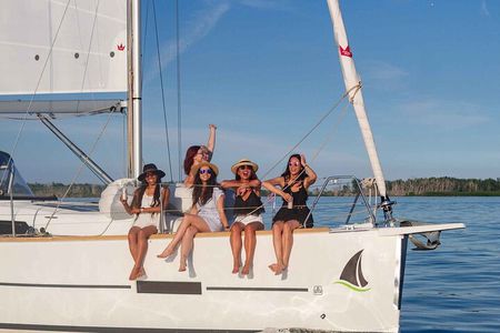 3hr Shared Sailing Adventure