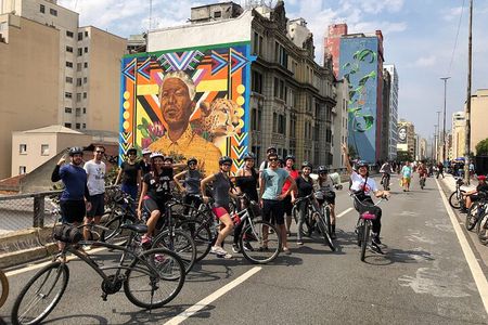 Street Art and Park Bike Tour
