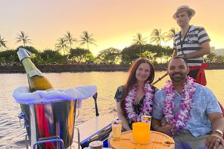 Starlight Waikiki Gondola Cruise (non shared) evening/moonlight