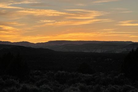 2.5hr Willis Creek/Sunset Tour Paria Valley