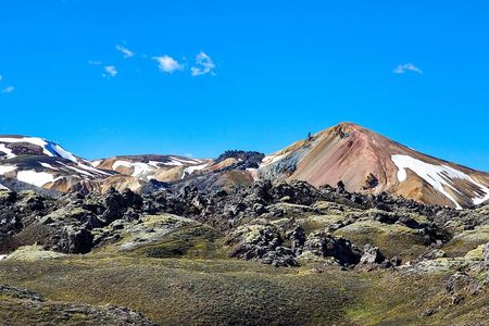 Landmannalaugar, Hekla, Sigoldugljufur 4x4 tour with Hiking 
