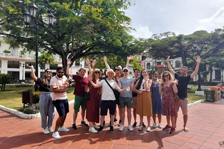 Walking tour through the Hidden treasures and gems of Casco Viejo