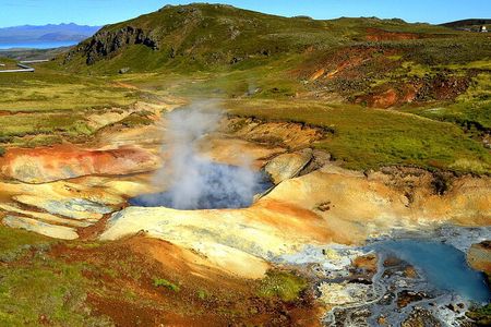 Helicopter tour from Reykjavik: Hengill Area with at site landing