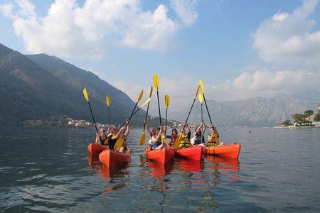 Bay of Kotor: 2.5-Hour Kayak Tour 