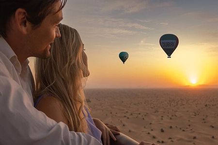 Hot Air Balloon Flight in Dubai with Breakfast, Falconry and Camel Ride 