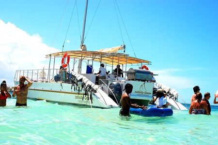 Punta Cana: Activity Best Party Boat + Snorkeling Hotel Pickup