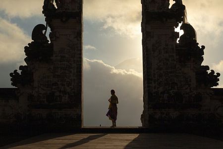 Heaven Gate (Lempuyang) - Tirta Gangga - FREE WIFI
