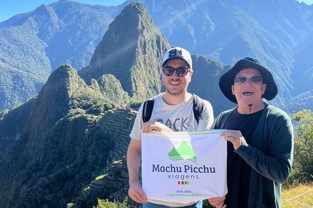Machu Picchu & Sacred Valley 2-Day Tour