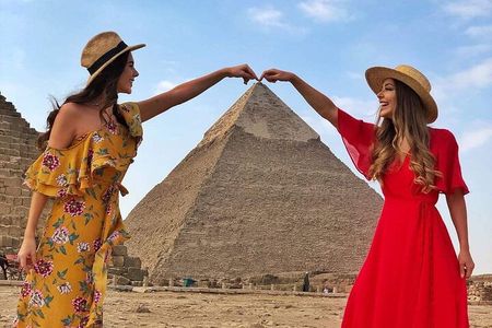 From Hurghada : Private Full Day Tour To Cairo By Flight & Lunch 