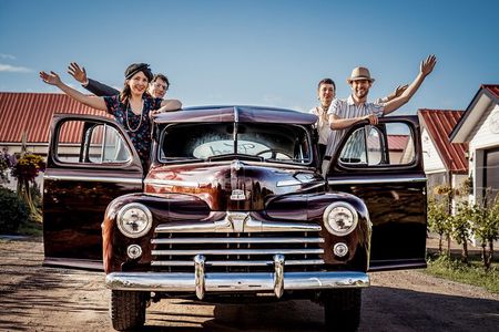 The Classic Vintage Car Wine Tour