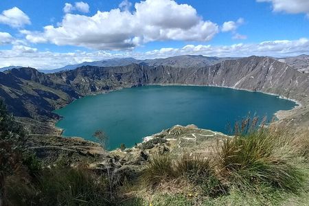 2 volcanoes Cotopaxi and Quilotoa in 1 Day