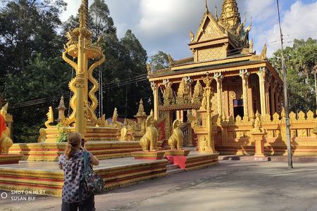 Full-Day Experience in Mekong Cycling and Authentic Home Cooking