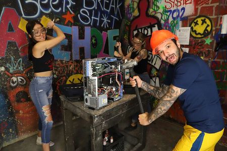 Rage Room Las Vegas Smash Room Fremont Street