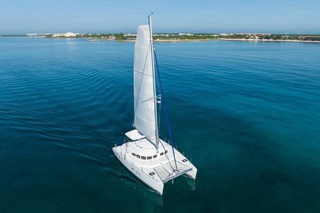 8H 38' Catamaran All-Incl. to Cozumel in Tulum & Playa del Carmen