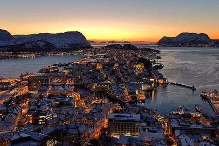 3 hours Shore Excursion in Alesund Scenic Highlights