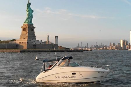 2-hour Private Luxury New York City Sunset Boat Tour