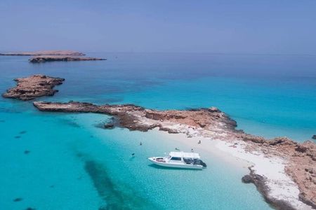 Cruises to Daymaniyat & Snorkeling