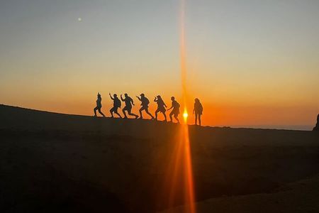 4 Hrs GOLDEN SHADOWS TREK in Paracas National Reserve