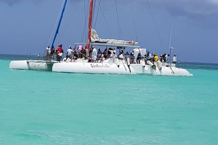 Punta Cana Party Boat with Open Bar, Snorkeling & Natural Pool