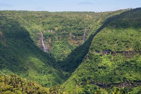 Southern Tales Tour: Crocodile Park, 23-Colored Earth & Lunch