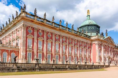 Berlin: Sachsenhausen Concentration Camp and Potsdam day tour
