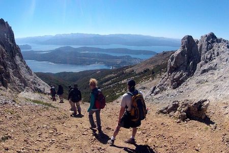 Bella Vista Trekking: Panoramic Andes & Lake Moreno Views