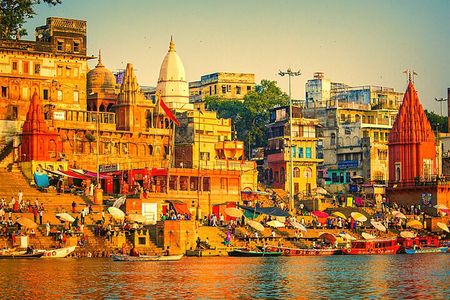 Varanasi from Mumbai (with Flights): A Luxury Private Guided Tour in a Weekend