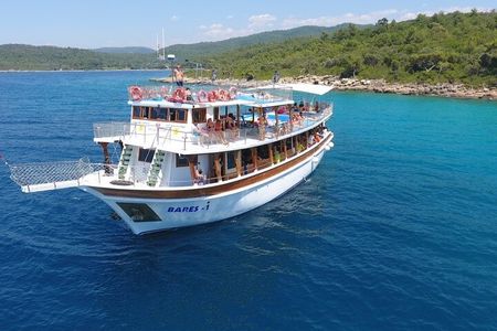 Boat Trip, Cleopatra Island from Marmaris w/Lunch and Soft Drinks