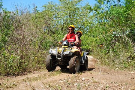 4-Hour Jeep and ATV Tour with Snorkel in Cozumel with Lunch