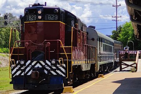 Derailed Adventure – Chattanooga Trolley & Train Combo Tour