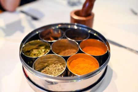 East London Indian Food Tour with 8+ Authentic Food Tastings