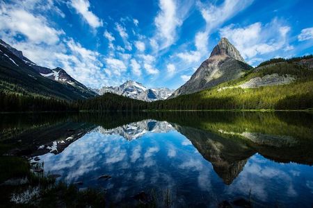 Yoho, Banff National Park, Okanagan Lake 4-Day Tour from VR