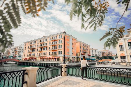 Souq Waqif, The Pearl, Katara Cultural Village & more with Private Local Guide