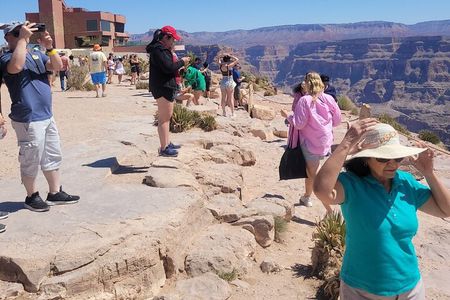 Grand Canyon West Rim SUV Tour From Las Vegas With Lunch