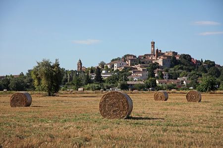 Private Guided Walking Tour in Santarcangelo Slow City