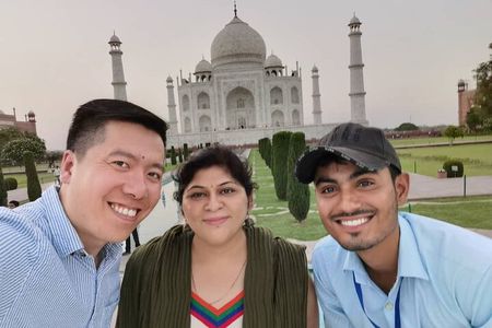 Taj Mahal And Agra Overnight Tour From Delhi By AC Car