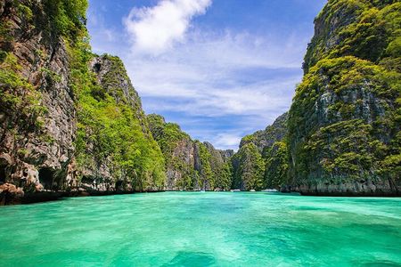 Sunrise Phi Phi + 4 Islands Trip By Speedboat From Krabi