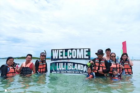 Private Honda Bay Island Hopping Tour