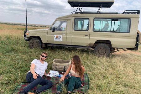 4 Day Private Lake Naivasha and Maasai Mara Safari Adventure