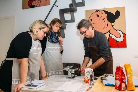 Rialto Market Tour and Italian Cooking Class with a local 