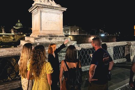 Private Rome Walking Tour: Explore Rome's Haunted Past After Dark