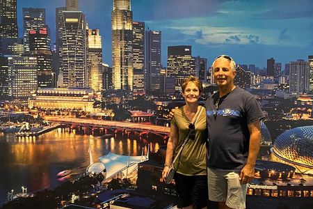  Night Tour with Light Show, Night market In English &German 