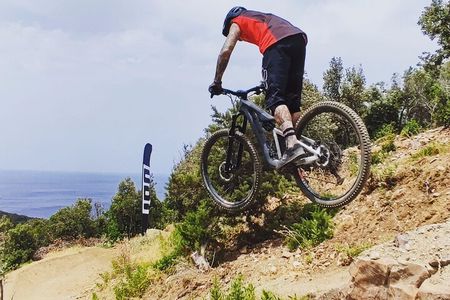 4-Hour Guided Tour on Amandolo Trail Zone & Elba Trail Area