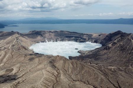 Taal Volcano Experience: Scenic Countryside and Volcano Tour