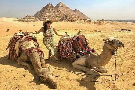 Full-Day Tour to Giza Pyramids and Egyptian Museum from Cairo