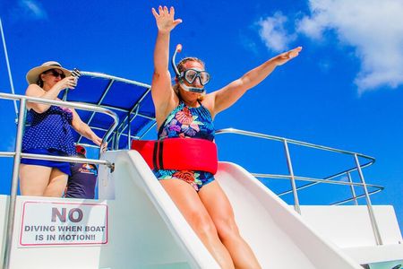 Buffet Lunch Exclusive Party Boat with Slide